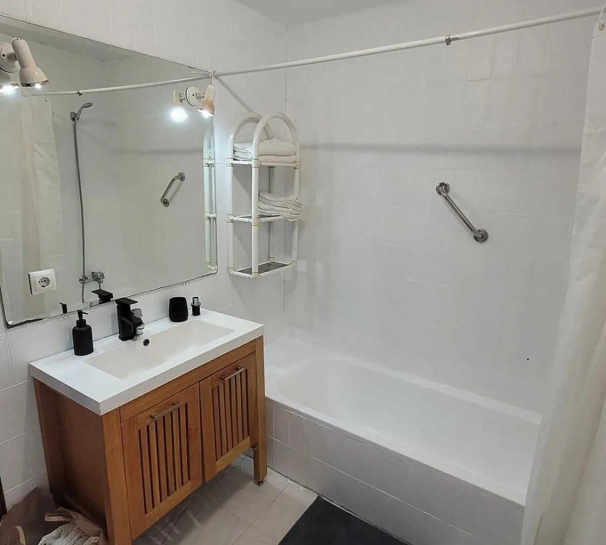 Apartmento Calle Moreria 15 Ecija 0*,  Spain